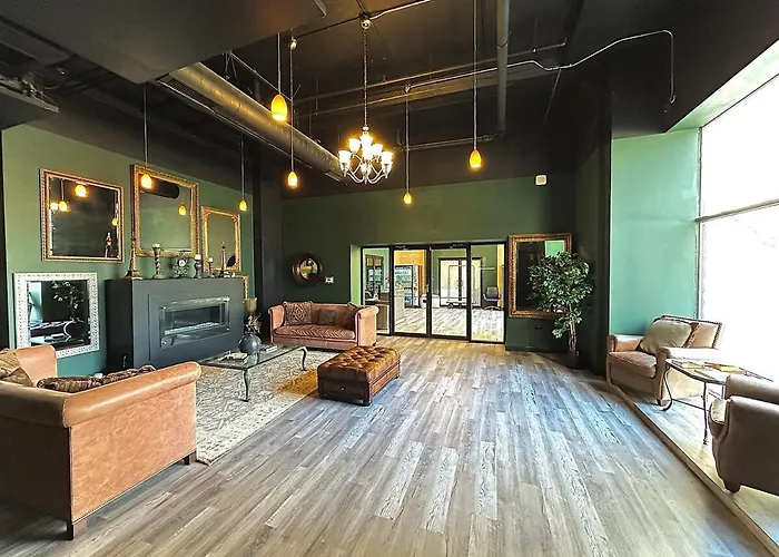 Mccormick Place 2br With Patio, Skyline View And Optional Parking Sleeps 6 Near Soldier Field And Grant Park Chicago