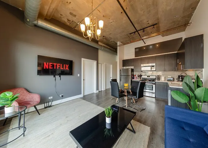 Mccormick Place 2br With Patio, Skyline View And Optional Parking Sleeps 6 Near Soldier Field And Grant Park Apartamento Chicago