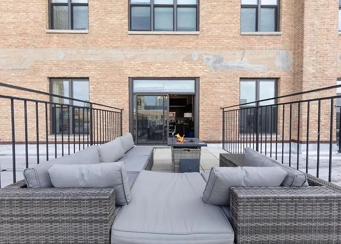 Mccormick Place 2br With Patio, Skyline View And Optional Parking Sleeps 6 Near Soldier Field And Grant Park Apartamento *